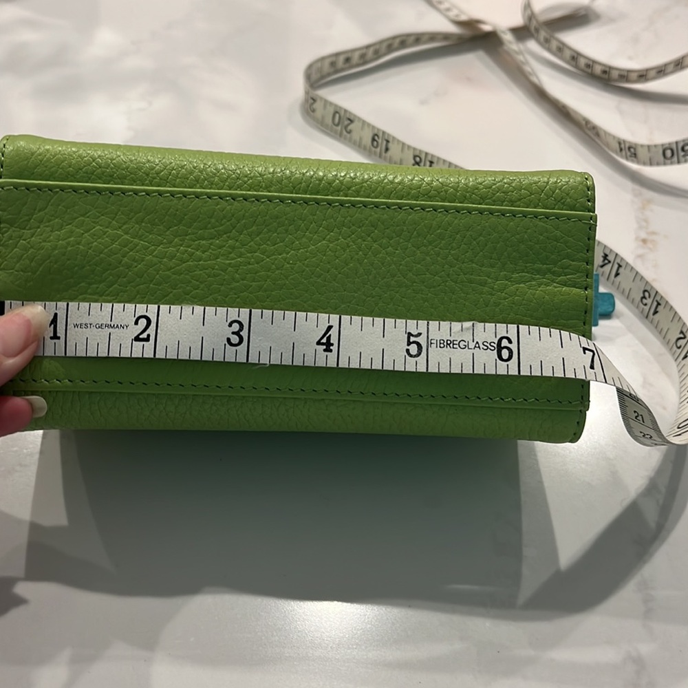 Makeup case and change purse. - Picture 5 of 10